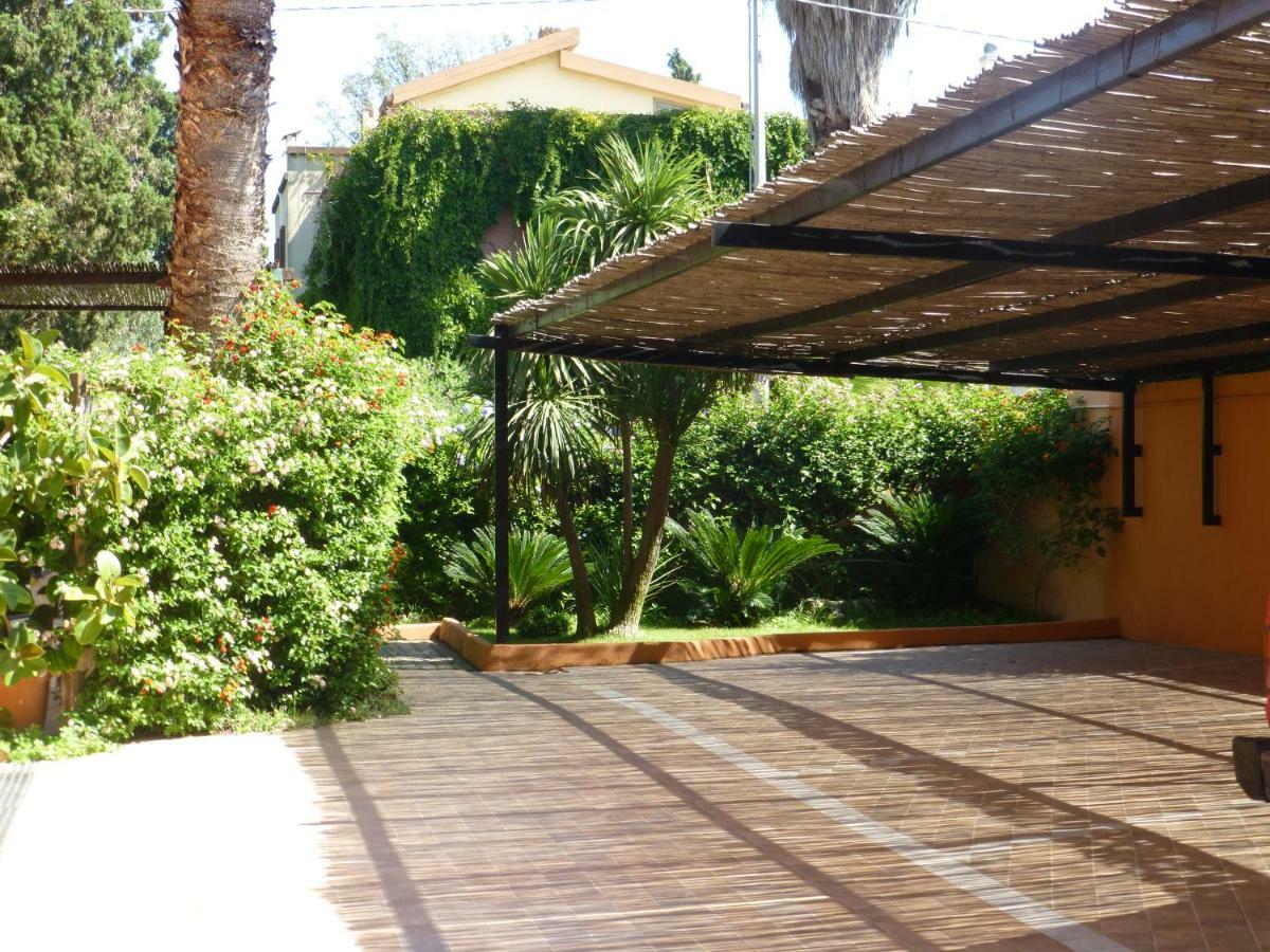 Casa Vacanza Appartamenti Al Mare Capoterra Exteriér fotografie